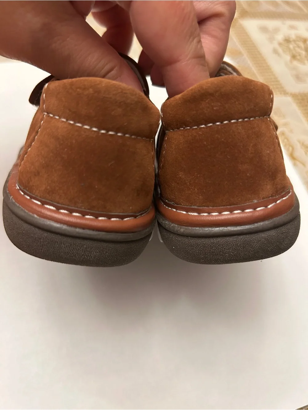 Authentic NWOT Wee Squeak Todfler Velcro Shoes